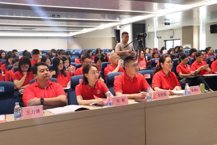 聚力淬新创奇迹，乘势以驰续辉煌——翠园文锦中学2024-2025学年度初三教育教学工作会议