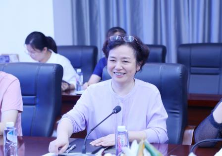 罗湖区第二责任区督学到布心中学开展校园环境专项督导工作