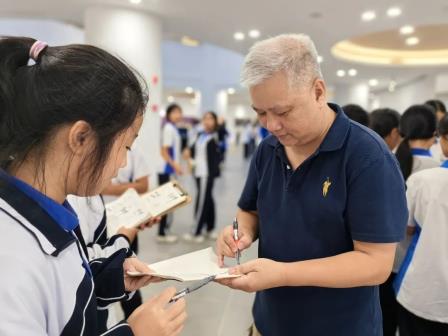 “问道以美·一路丹青”艺术盛宴在布心中学圆满举行