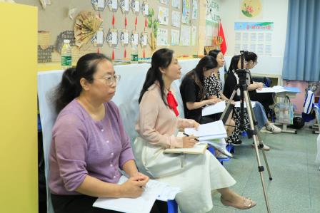 生有素，师有术，教有法——罗湖区“百人听千课”教研专家团到深圳市仙桐实验小学开展教研活动
