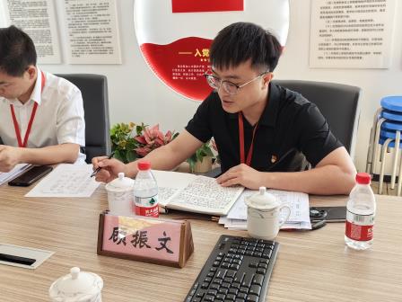 罗湖区第四责任区督学到 莲塘小学开展校园环境建设专项督导