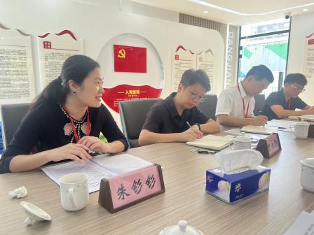 罗湖区第四责任区督学到 莲塘小学开展校园环境建设专项督导
