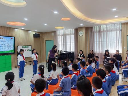 聚焦校园环境建设，助力学生健康成长 ——罗湖区教育督导室第四责任区督学莅临深圳市笋岗小学开展专项督导