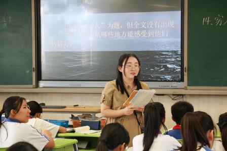 罗湖区教科院专家团队走进深圳市笋岗小学开展“百人听千课”活动