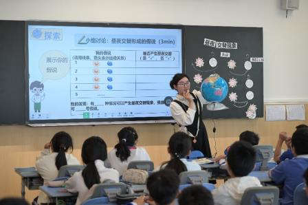 专家赋能，共研成长——“百人听千课”行动之走进莲南小学