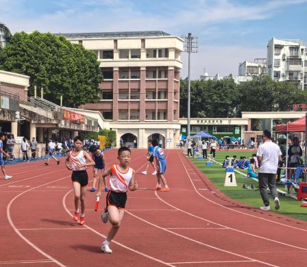 拼搏展风采，佳绩耀赛场——红桂小学田径健儿荣耀归来，四金一银一铜闪耀赛场！