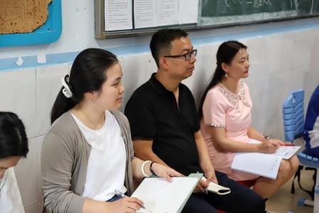 罗湖区第四责任区督学到大望学校开展校园环境建设专项督导工作
