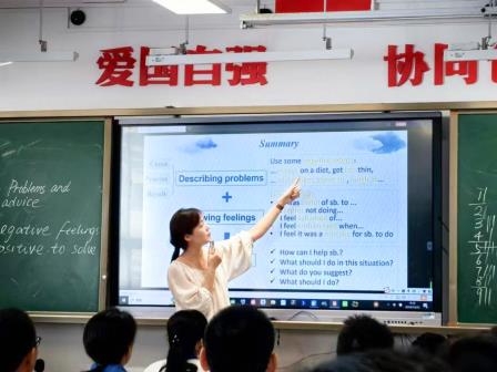 精准指导促教研，携手共进提质量 ——翠园文锦中学迎罗湖区教科院“百人听千课”视导活动