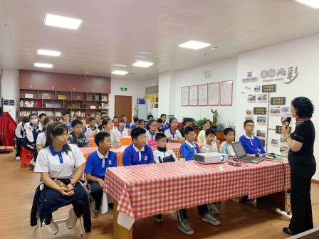 “志愿同心，筑梦成长”  ——深圳北理莫斯科大学附属布心中学、翠湖社区举办七年级新生志愿服务培训活动