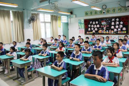 科学防控近视 拥抱精彩人生 ——深圳市南湖小学开展校长课堂第五讲