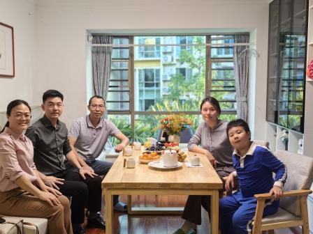 红心引领，家校共育--深圳市莲南小学开展党员教师家访活动