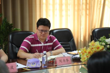  专家启智引新程，深耕把脉促成长 ——罗湖区教科院“百人听千课”活动走进滨河实验中学