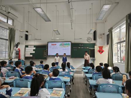 智汇碧波启新思，共研共进促成长 ——区中小学“百人听千课”活动走进碧波小学