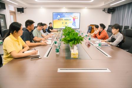 润物无声，“羽”你同行——深圳市水库小学召开罗湖区羽毛球特色学校评估会