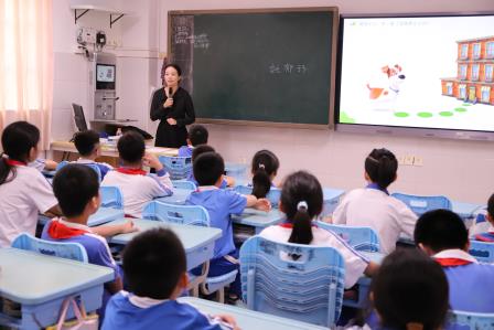 与法“童”行，护航成长 ——深圳市向西小学积极参与罗湖区“上好一堂法治精品课”活动