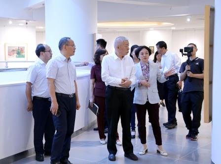 携手并进谋发展  共绘教育新篇章