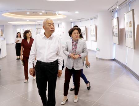 携手并进谋发展  共绘教育新篇章