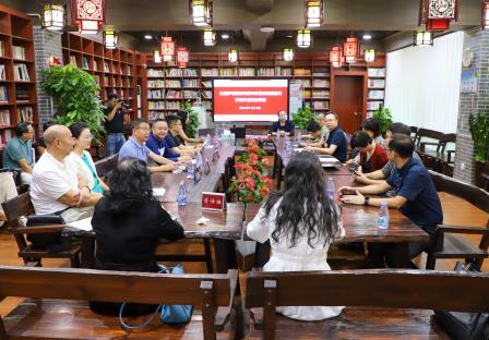 精准视导明方向，精耕细研促提升 ——罗湖教科院在罗湖外语实验学校开展“百人听千课”活动