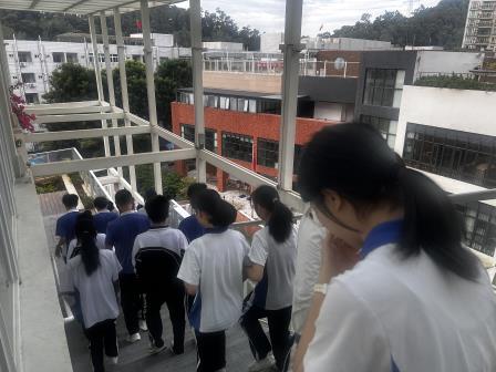 罗湖未来学校成功开展2024年秋季消防疏散演习和消防知识教育活动