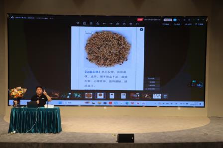大师许石林莅临罗湖外语小学参加第四届中英文阅读节活动