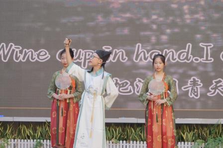 承华夏经典，树文化自信 ——罗湖小学第七届英语文化节开幕