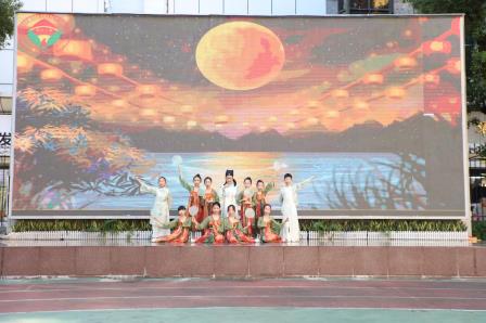 承华夏经典，树文化自信 ——罗湖小学第七届英语文化节开幕