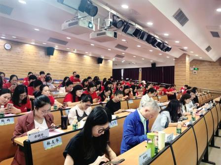 深圳市怡景小学举行第六届校级家委会换届选举