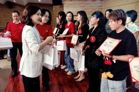 深圳市怡景小学举行第六届校级家委会换届选举