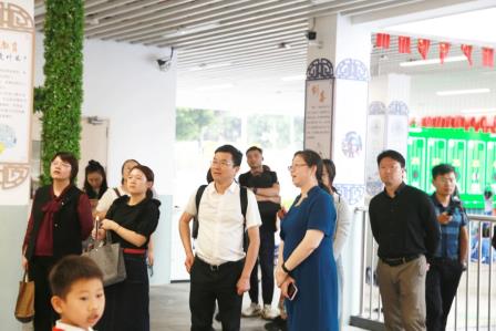 共探数字时代下的“教”与“学”——杭州银河实验小学教育集团来到深圳市布心小学考察交流