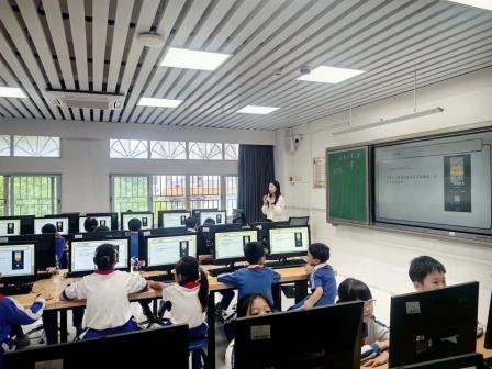 深圳市罗湖区中小学“百人听千课”教研活动走进怡景小学