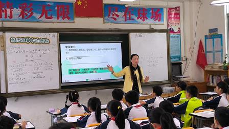 足球与荷花的情谊——深圳市洪湖小学送教团队赴肇庆怀集中洲镇中心小学开展交流活动