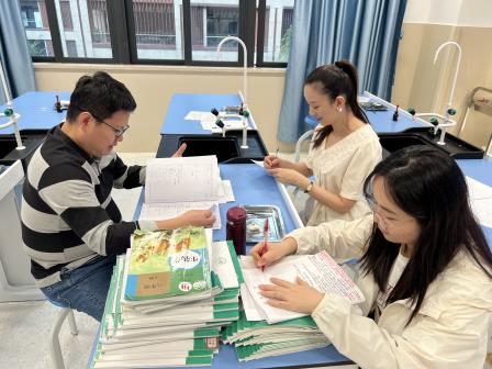专家赋能 共育新才—— 罗湖区教科院“百人听千课”走进翠园东晓创新学校初中部