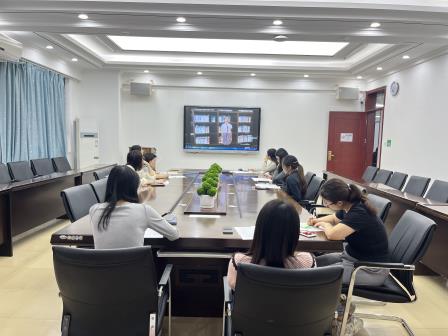 与书有约，“阅”见幸福 ——深圳市景贝小学开展读书月活动