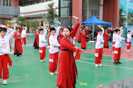 活力校园，武动风华——人民小学举办2024年精武体育节暨第六届班际武术比赛     
