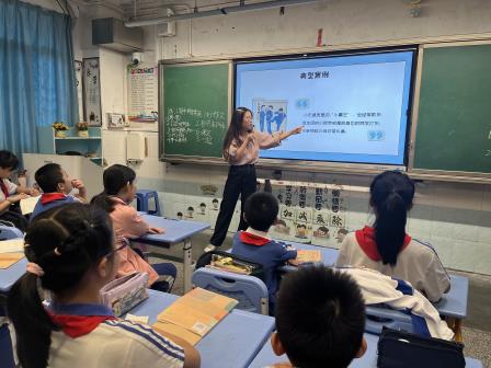 共拒校园欺凌，创建有爱校园 ——深圳市东晓小学开展预防校园欺凌主题活动