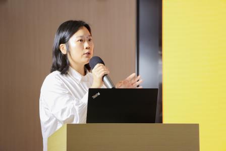 模拟法庭进校园，法治精神润青春