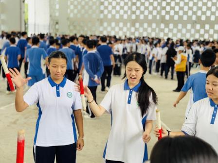 文锦学子秋日行，挑战自我梦未来——翠园文锦中学初二年级开展青少年拓展训练营社会实践活动