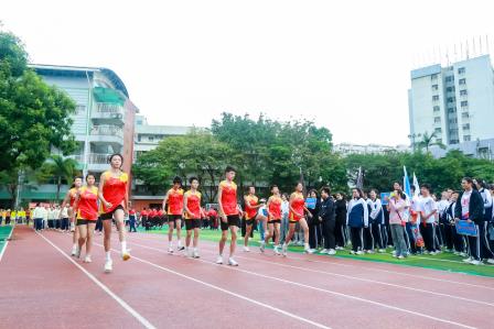 三十华章传薪火 尚美青春正当燃 —— 罗湖外语实验学校2024年校园体育文化节暨28届田径运动会开幕式