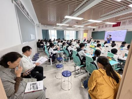 联谊共研：人大附中深圳学校到桂园中学开展教育交流