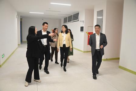 罗湖区领导实地调研桂园中学改扩建项目 引领教育高质量发展