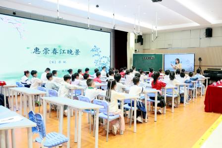 诗词润童心，教研促成长——罗湖区“中华诗教”第二三批试点校联合教研活动在深圳市安芳小学成功举行