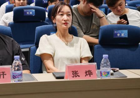键上青春，乐韵飞扬——深圳市翠园文锦中学“高雅艺术进校园”电子键盘艺术鉴赏活动