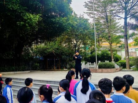 深圳市怡景小学开展2024年秋季消防逃生演练暨反诈宣传教育