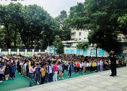 深圳市怡景小学开展2024年秋季消防逃生演练暨反诈宣传教育