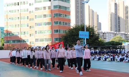 跃动滨实，飞扬青春——深圳市罗湖区滨河实验中学“阳光体育节”暨第14届田径运动会活力登场