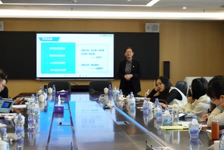 成都金牛区科研骨干团队来到深圳市布心小学考察交流