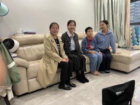 家校携手，共筑未来 ——深圳市靖轩小学开展“千名党员进万家”教师家访活动