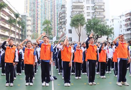 “家”点精彩，“育”见未来 ——翠园文锦中学开展家庭亲子关系主题活动