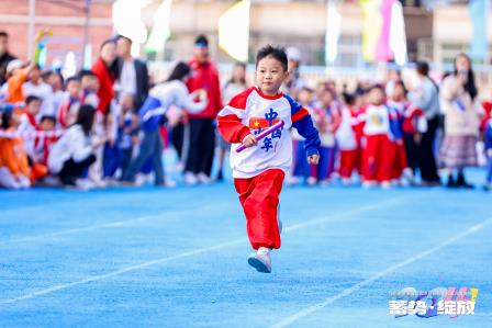 “蓄势·绽放”——翠园东晓创新学校第三届体艺节暨小木棉花课程发布活动圆满落幕