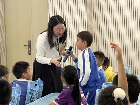 聚焦中低段课外阅读  共研阅读思辨之法 ——深圳市翠北实验小学语文科组教研活动暨《青蛙和蟾蜍》桥梁书导读课
